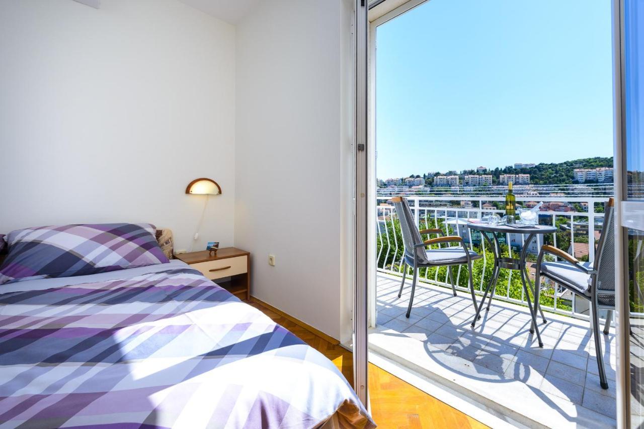 Apartment Tija Two Bedroom Apartment With Balcony And Partial Sea View Dubrovnik Eksteriør bilde